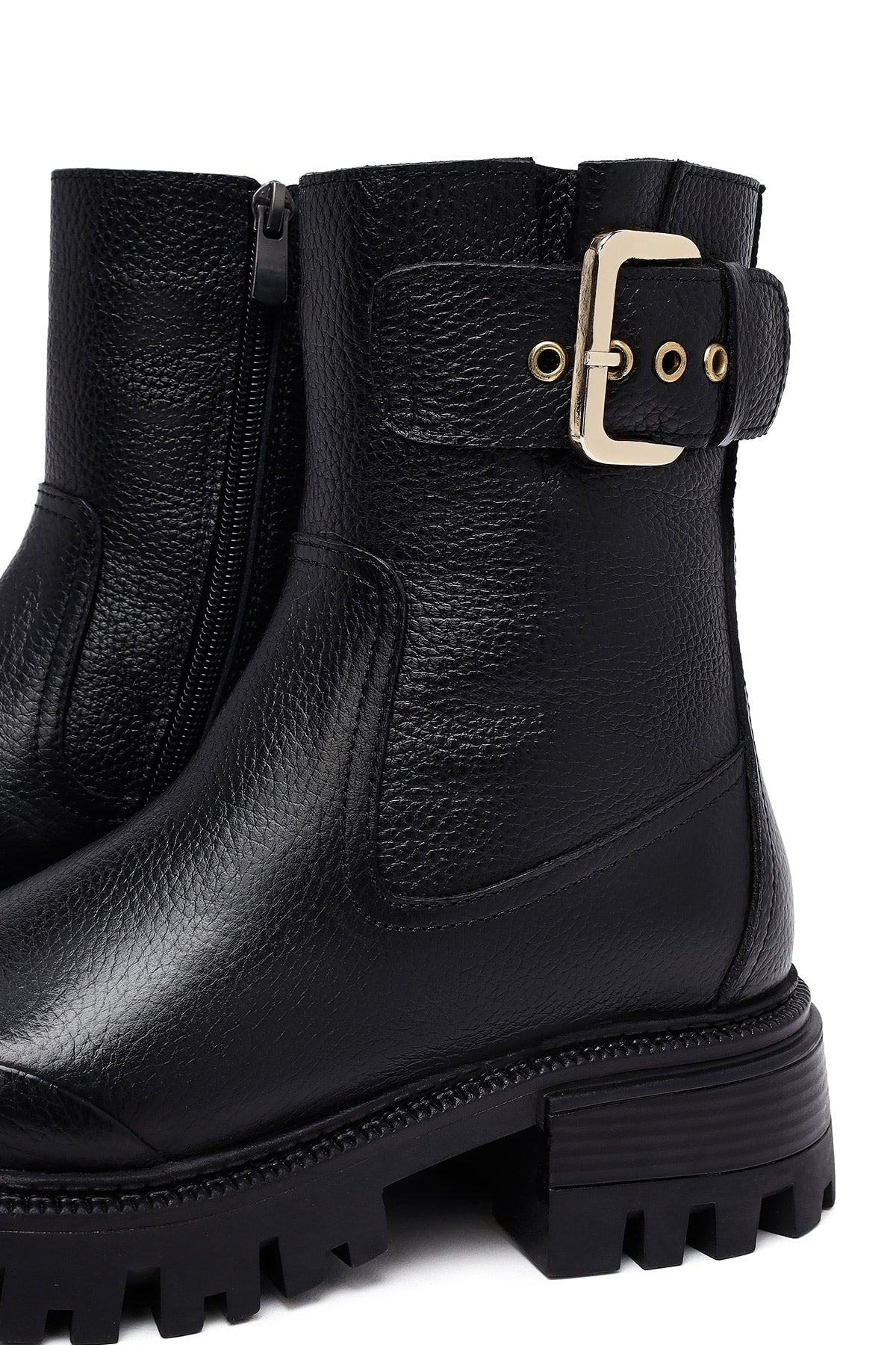Kadın Siyah Kalın Tabanlı Deri Bot