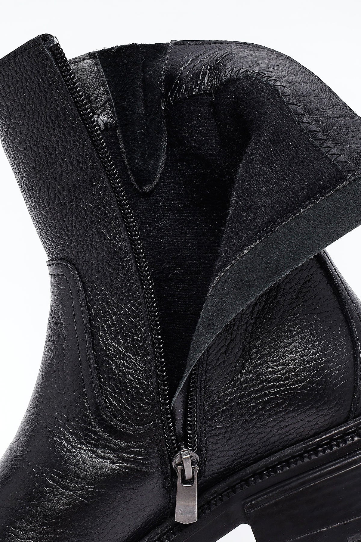 Kadın Siyah Kalın Tabanlı Deri Bot