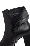 Kadın Siyah Fermuarlı Toka Detaylı Kalın Topuklu Deri Bot | Derimod