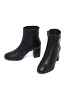 Kadın Siyah Fermuarlı Toka Detaylı Kalın Topuklu Deri Bot | Derimod