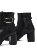 Kadın Siyah Fermuarlı Toka Detaylı Kalın Topuklu Deri Bot | Derimod