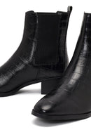 Kadın Siyah Kroko Desenli Kısa Kalın Topuklu Deri Chelsea Bot | Derimod