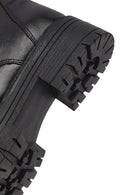 Kadın Siyah Fermuarlı Kalın Tabanlı Deri Postal Bot | Derimod