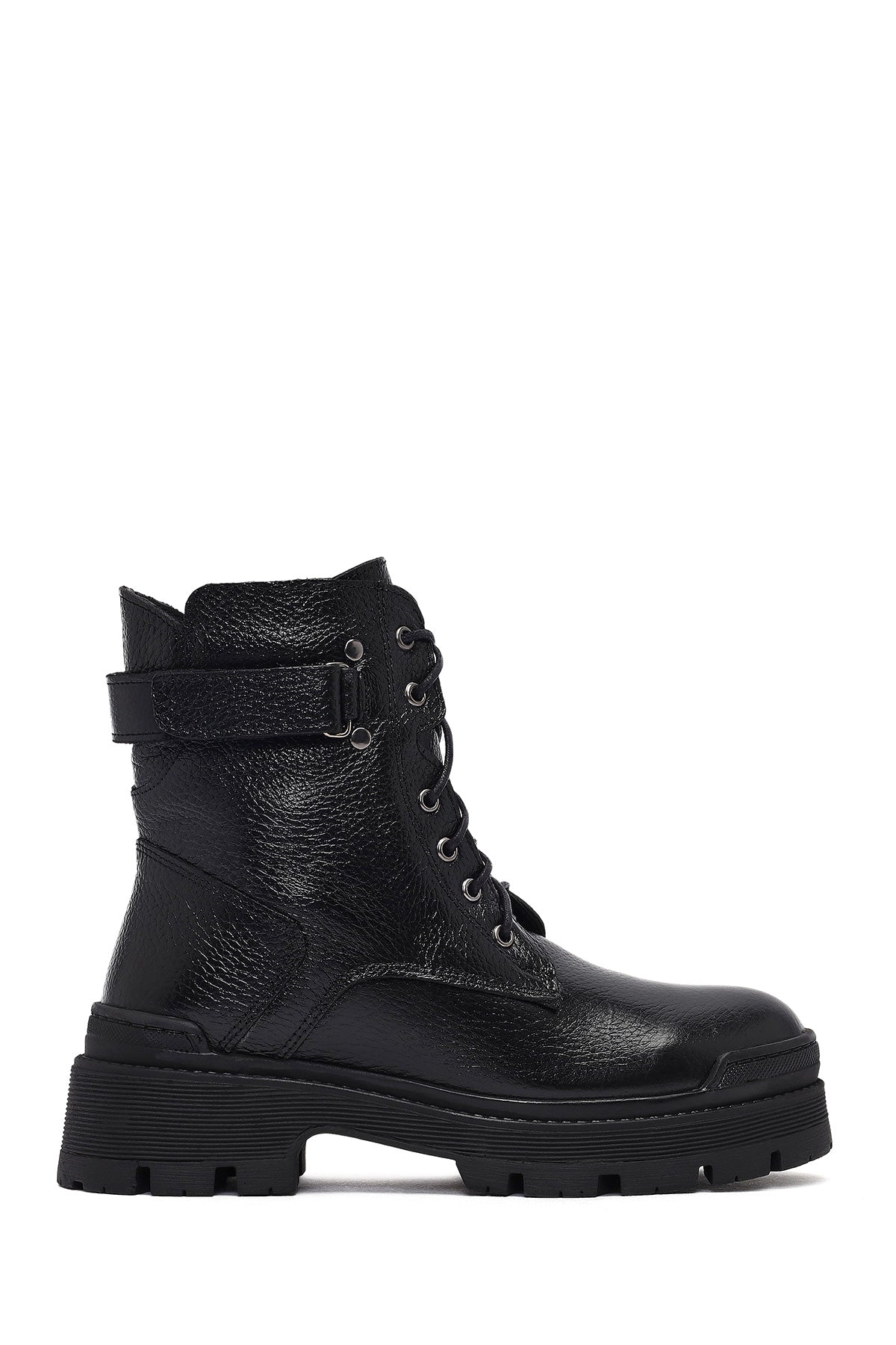 Woman Black Lace-Up Zippered Thick Sole Leather Postal Boots 25WFD181918 | Derimod