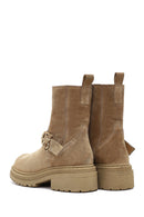 Kadın Bej Fermuarlı Kalın Tabanlı Süet Deri Bot | Derimod