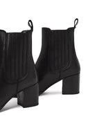 Woman Black Chunky Heels Leather Chelsea Boots | Derimod