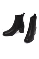 Woman Black Chunky Heels Leather Chelsea Boots | Derimod