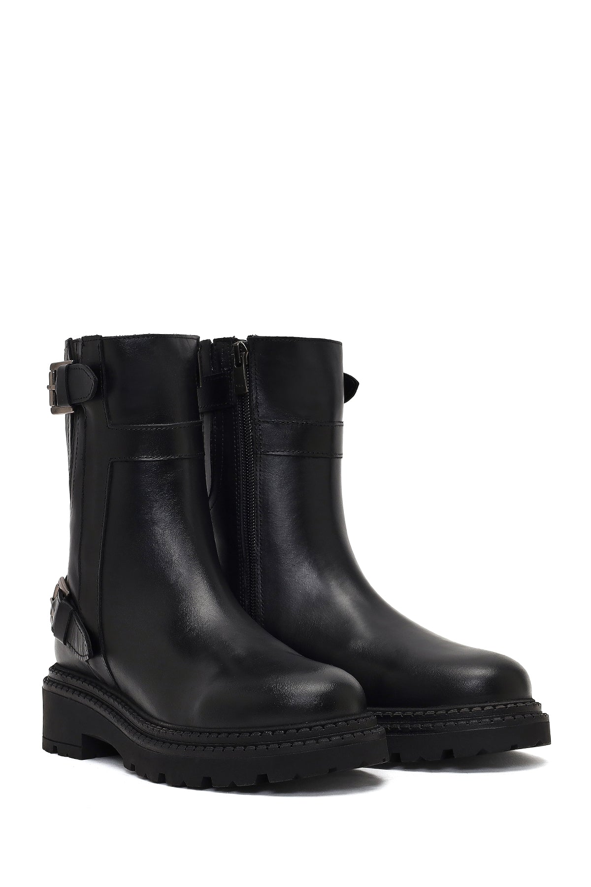 Kadın Siyah Fermuarlı Kalın Tabanlı Deri Bot