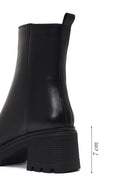 Kadın Siyah Fermuarlı Kalın Topuklu Deri Bot | Derimod