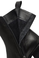 Kadın Siyah Fermuarlı Kalın Topuklu Deri Bot | Derimod