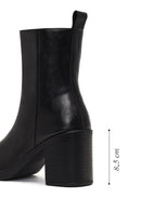 Kadın Siyah Fermuarlı Kalın Topuklu Deri Bot | Derimod