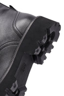 Kadın Siyah Fermuarlı Deri Postal Bot | Derimod