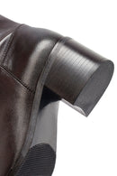 Kadın Kahverengi Fermuarlı Kalın Topuklu Deri Çizme | Derimod