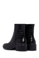 Kadın Siyah Fermuarlı Kısa Kalın Topuklu Deri Bot | Derimod