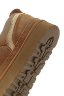 Kadın Camel Bağcıklı Kalın Tabanlı Tüylü Süet Deri Teddy Sneaker | Derimod