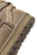 Kadın Bej Desenli Kürk Detaylı Süet Deri Teddy Bot | Derimod