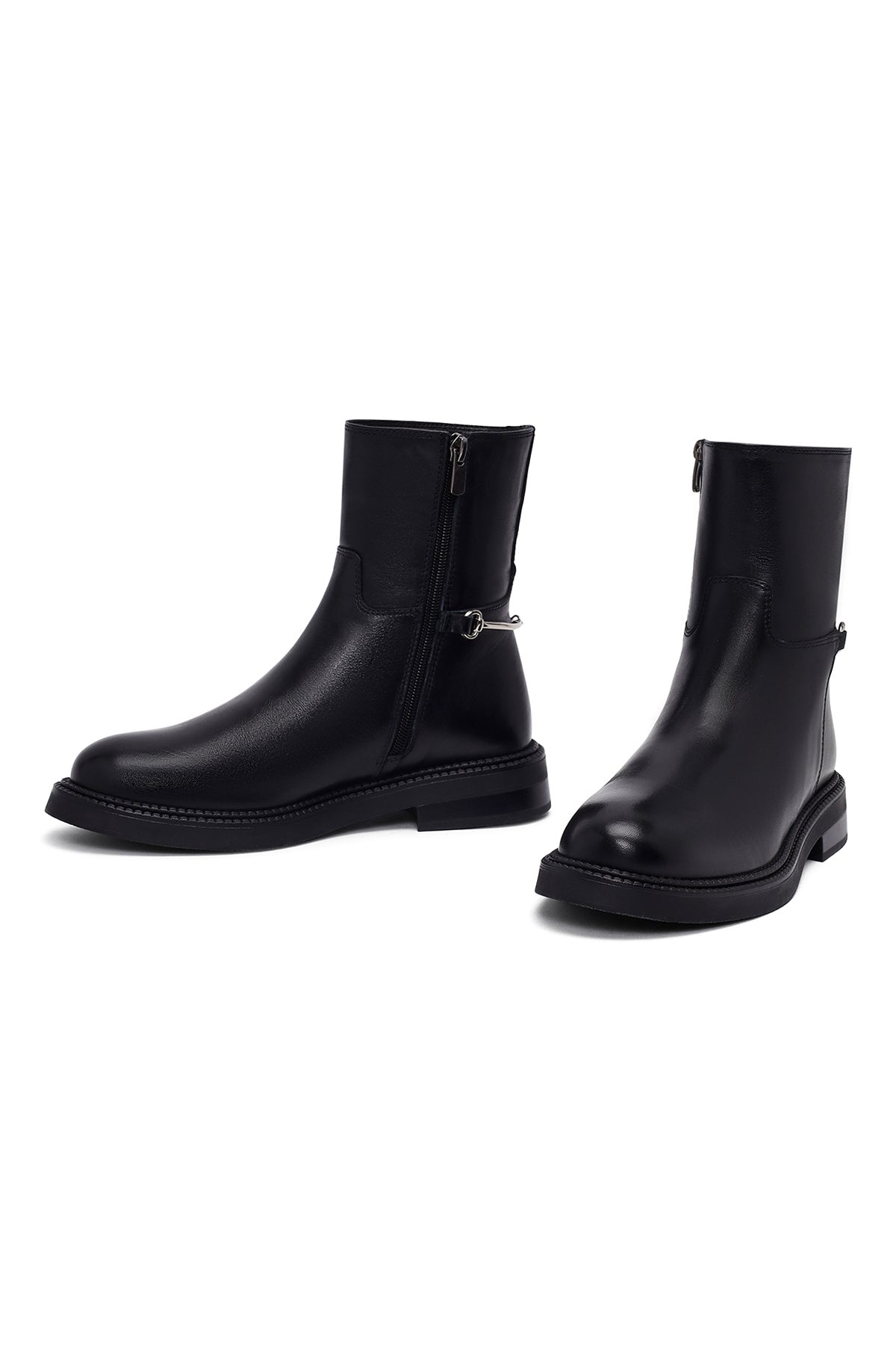 Kadın Siyah Fermuarlı Deri Bot