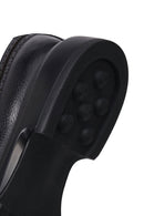 Erkek Siyah Bağcıklı Kalın Tabanlı Deri Casual Ayakkabı | Derimod