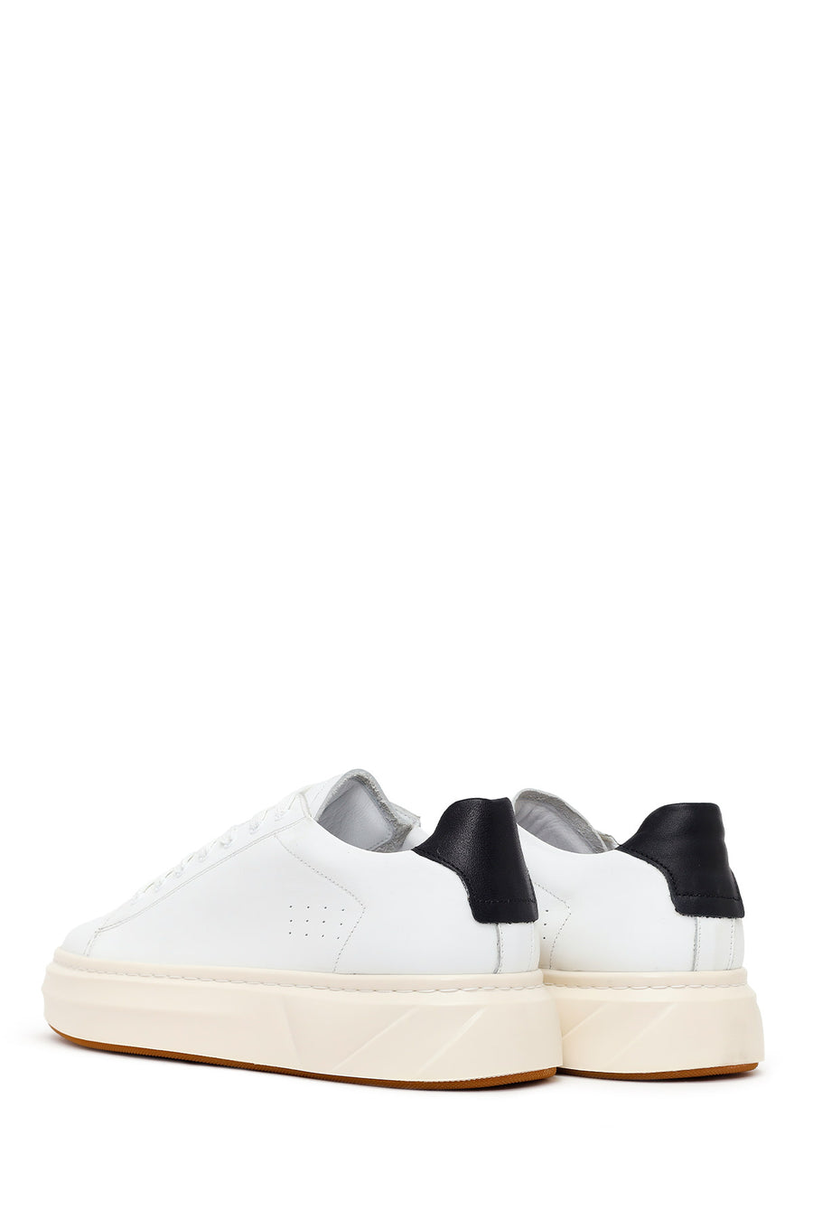 Erkek Beyaz Bağcıklı Kalın Tabanlı Deri Sneaker
