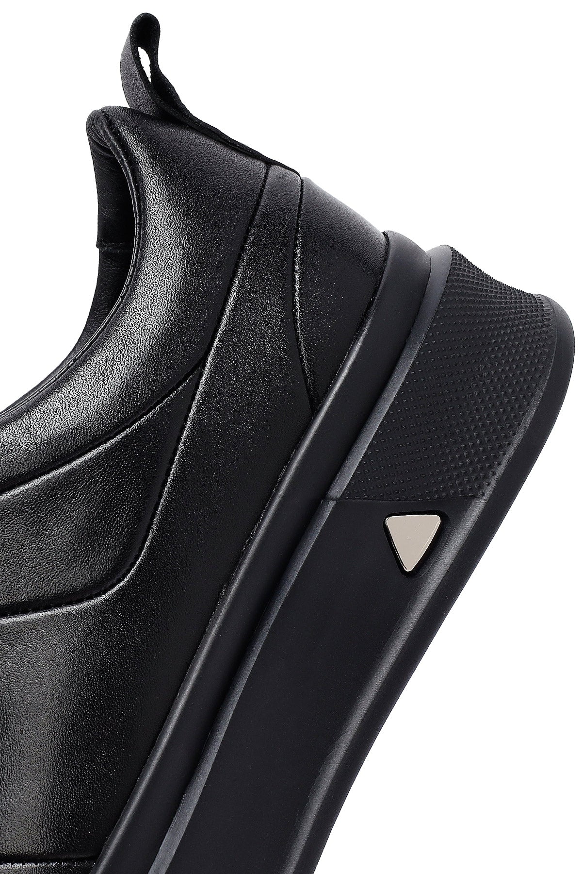 Erkek Siyah Bağcıklı Kalın Tabanlı Deri Sneaker