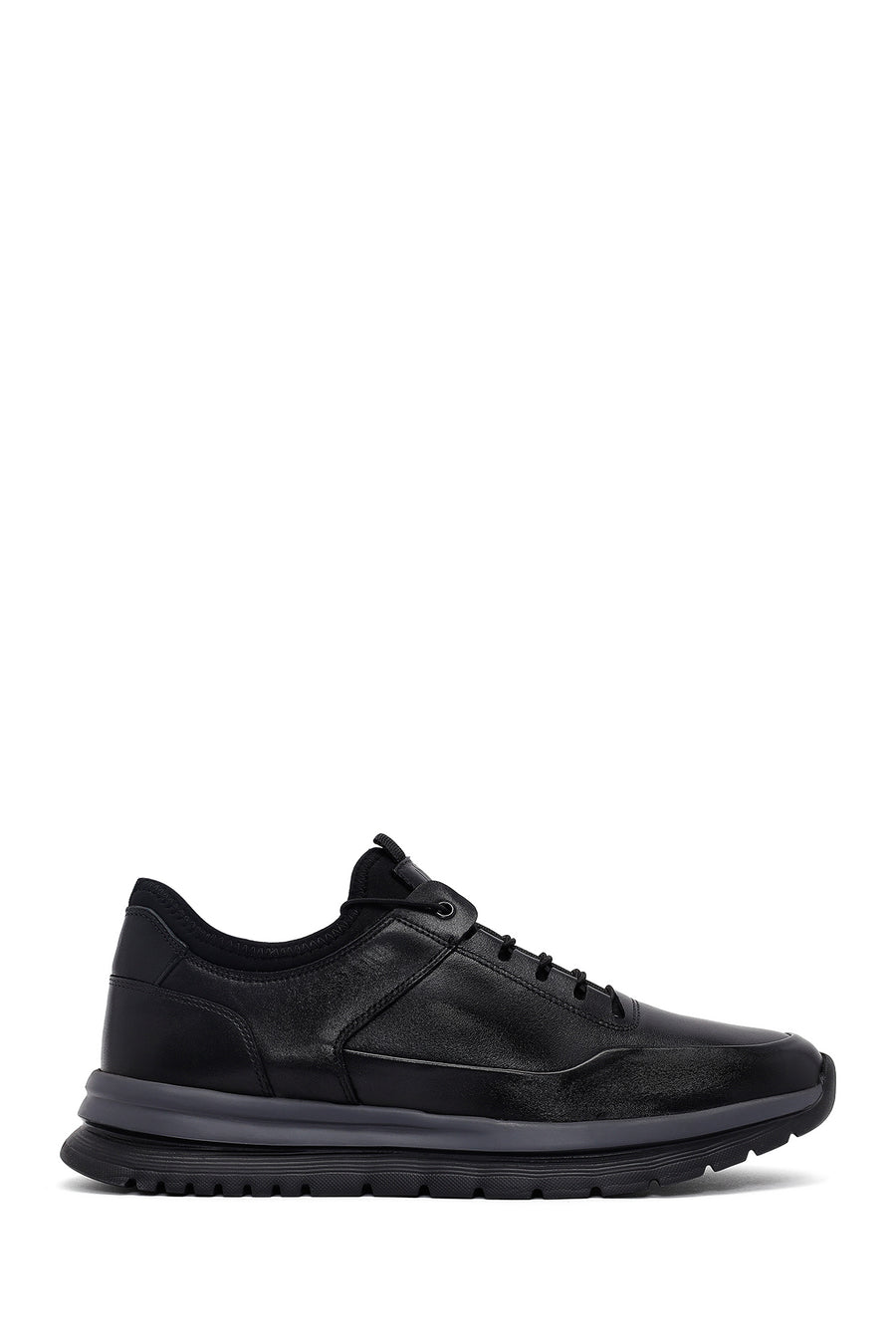 Erkek Siyah Bağcıklı Deri Casual Sneaker 25WFD6417FT | Derimod