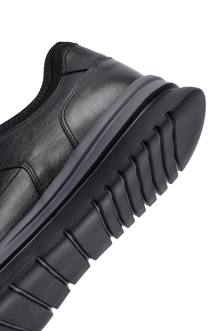 Erkek Siyah Bağcıklı Deri Casual Sneaker