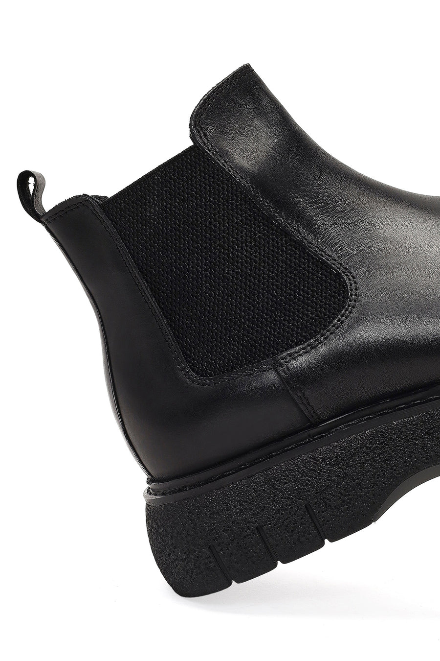 Men's Black Thick-Soled Leather Chelsea Boot