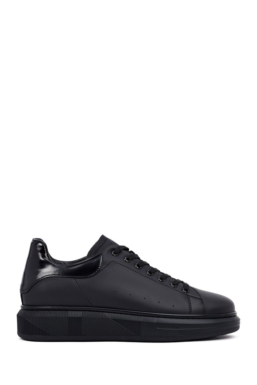 Erkek Siyah Bağcıklı Kalın Tabanlı Deri Sneaker 25WFD650418 | Derimod