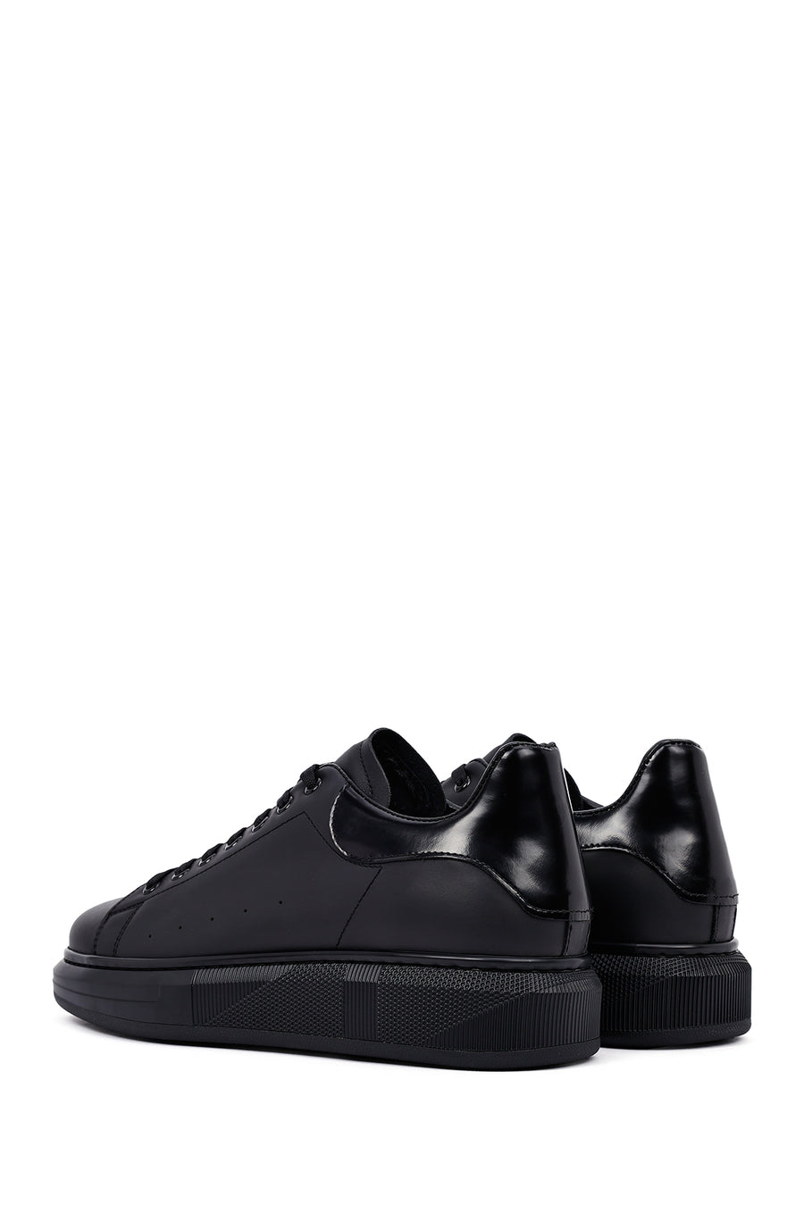 Erkek Siyah Bağcıklı Kalın Tabanlı Deri Sneaker