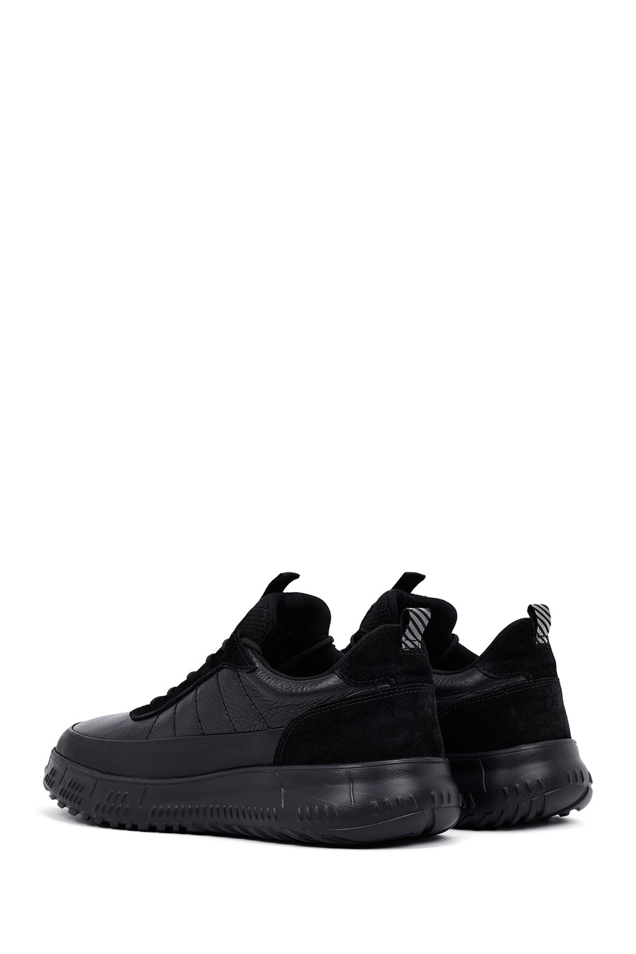 Erkek Siyah Bağcıklı Kalın Tabanlı Deri Sneaker