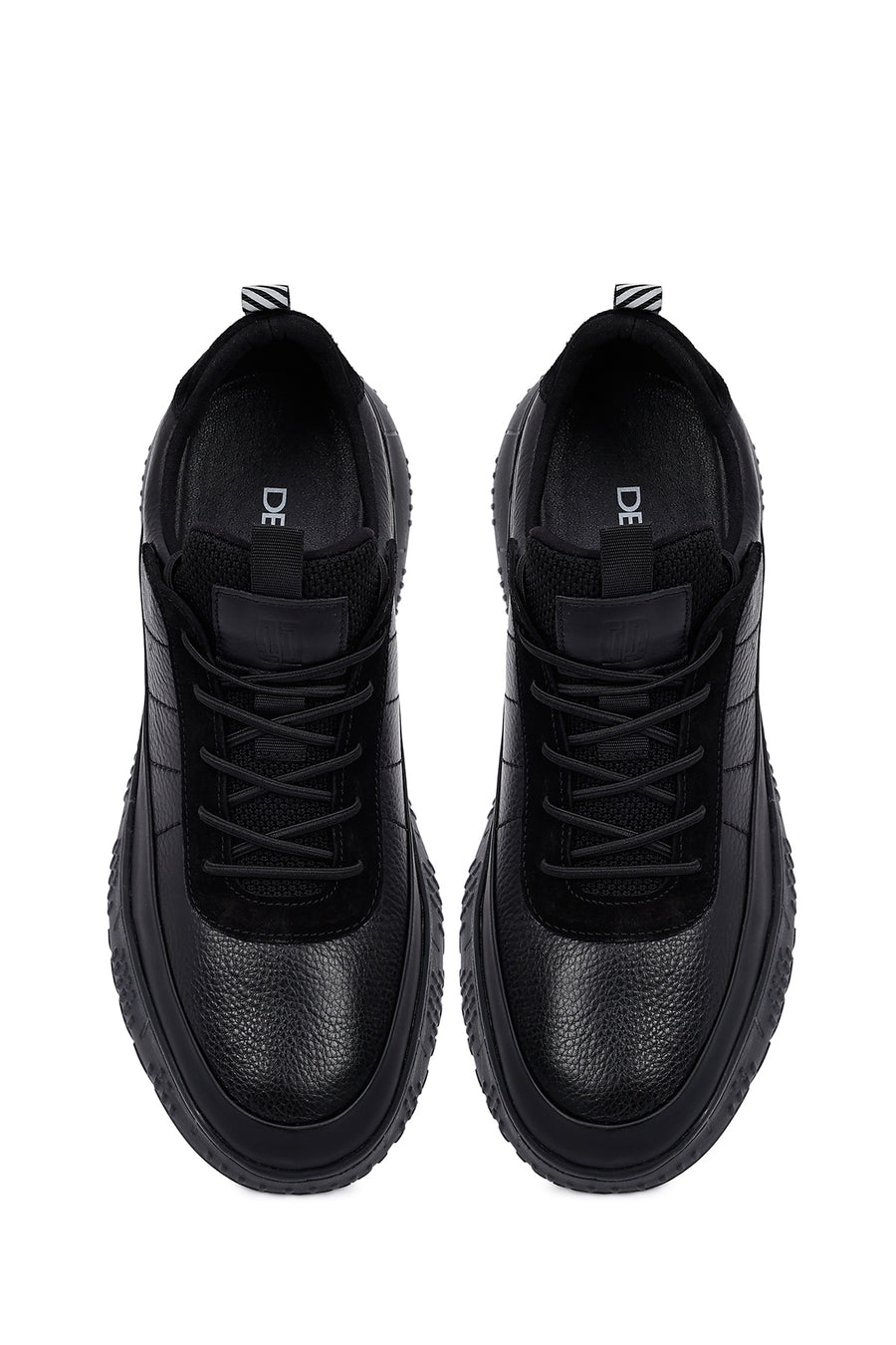 Erkek Siyah Bağcıklı Kalın Tabanlı Deri Sneaker