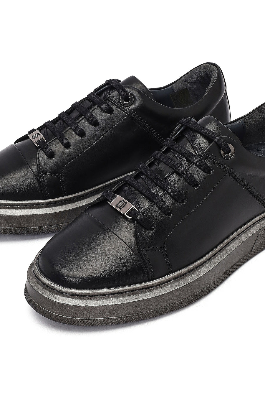 Erkek Siyah Bağcıklı Deri Sneaker