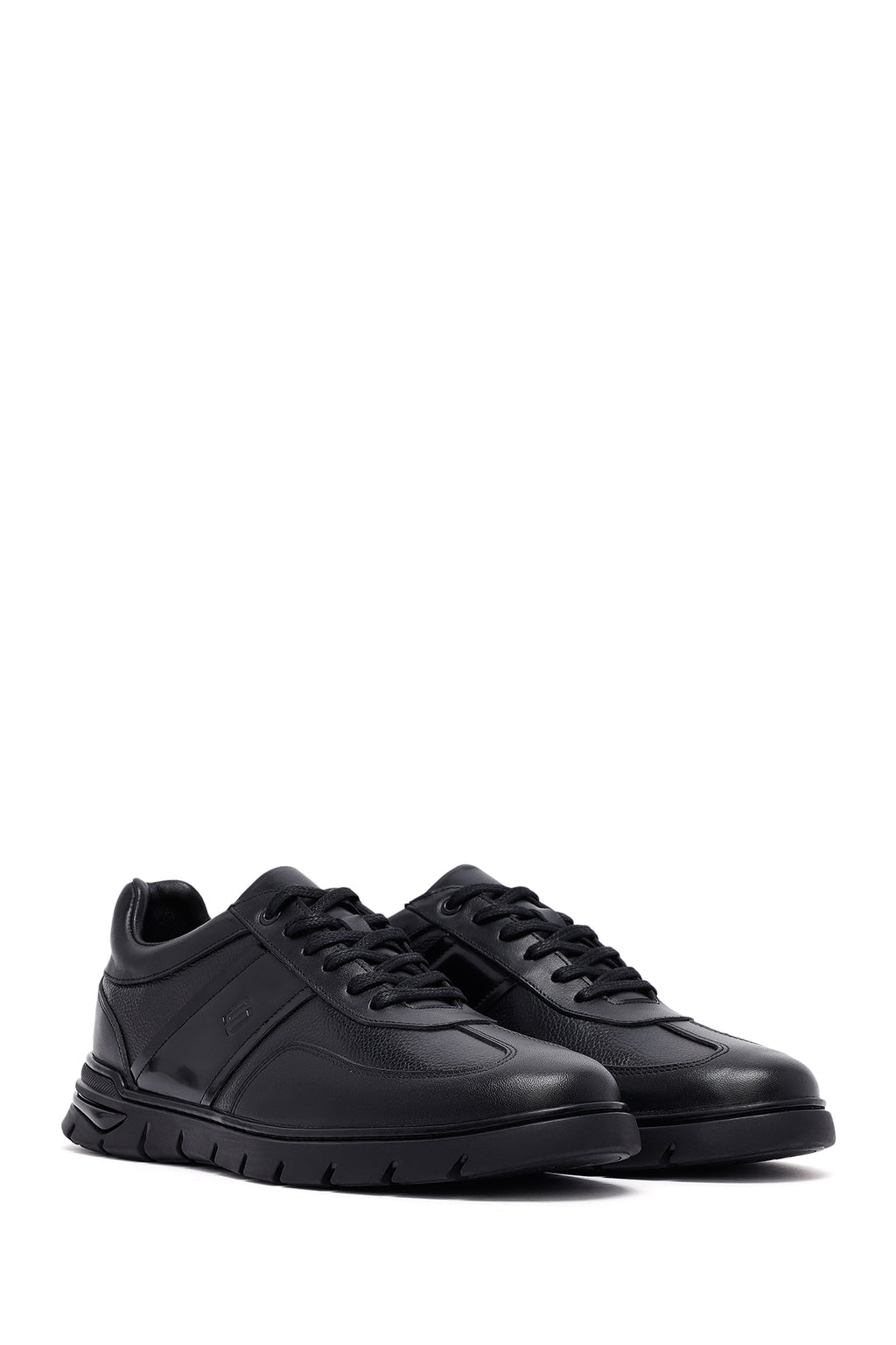 Erkek Siyah Bağcıklı Deri Casual Sneaker