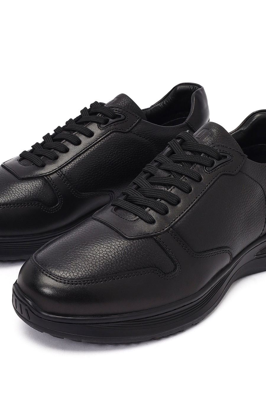 Men's Black Lace-Up Leather Casual Sneakers