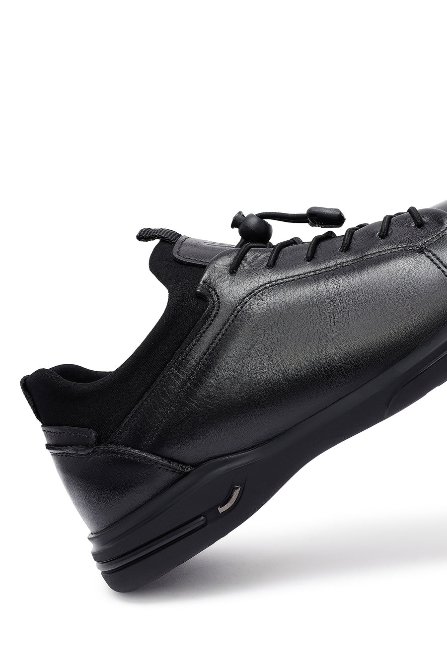 Erkek Siyah Bağcıklı Deri Casual Sneaker