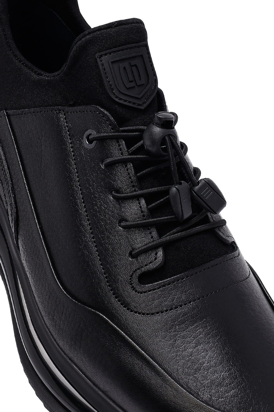 Erkek Siyah Bağcıklı Kalın Tabanlı Deri Casual Sneaker