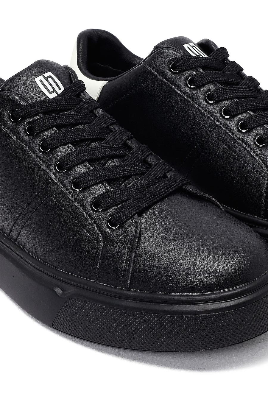 Erkek Siyah Bağcıklı Kalın Tabanlı Sneaker