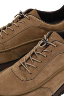 Erkek Vizon Bağcıklı Kalın Tabanlı Nubuk Deri Casual Sneaker | Derimod