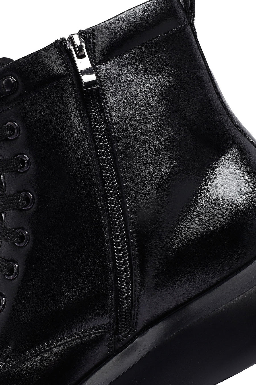 Men's Black Zippered Thick Sole Leather Boat
