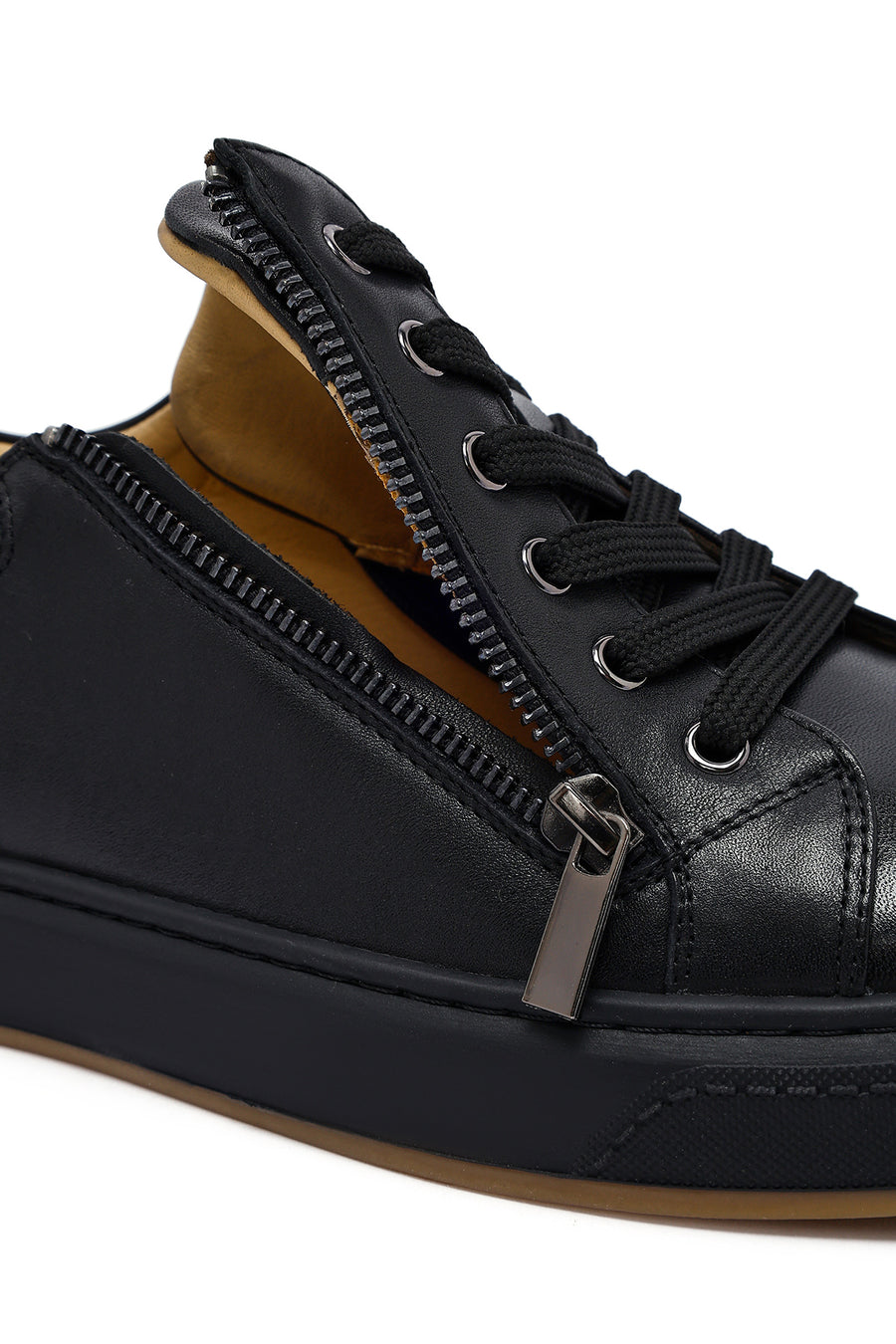 Erkek Siyah Bağcıklı Deri Sneaker