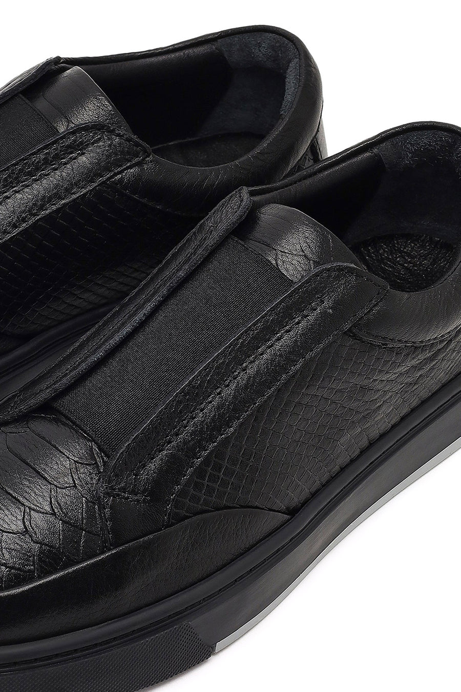 Men's Black Leather Sneaker