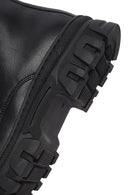 Woman Black Zippered Combat Boots | Derimod