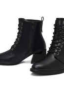 Woman Black Zippered Thick Heel Boots | Derimod