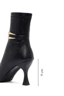 Woman Black Zippered Thin Heeled Boots | Derimod