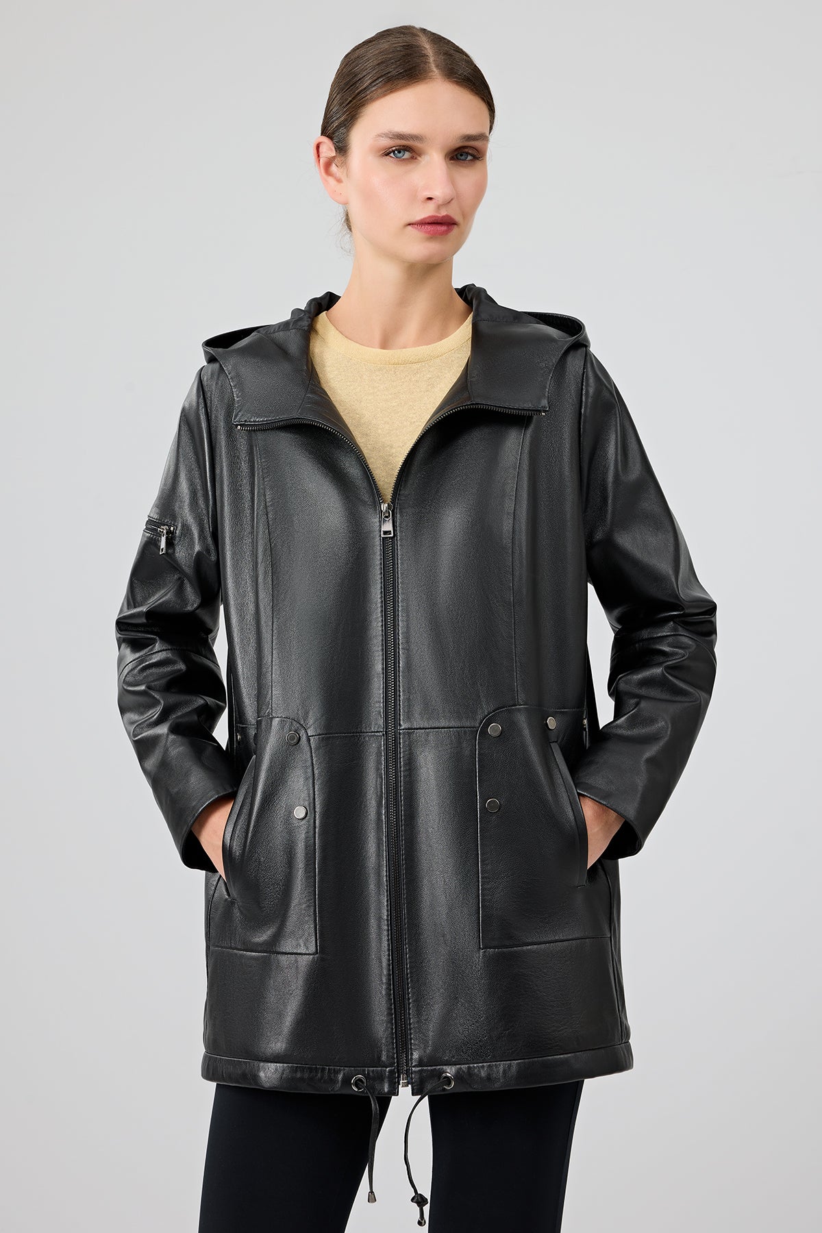 Cindy Kadın Siyah Kapüşonlu Deri Kaban