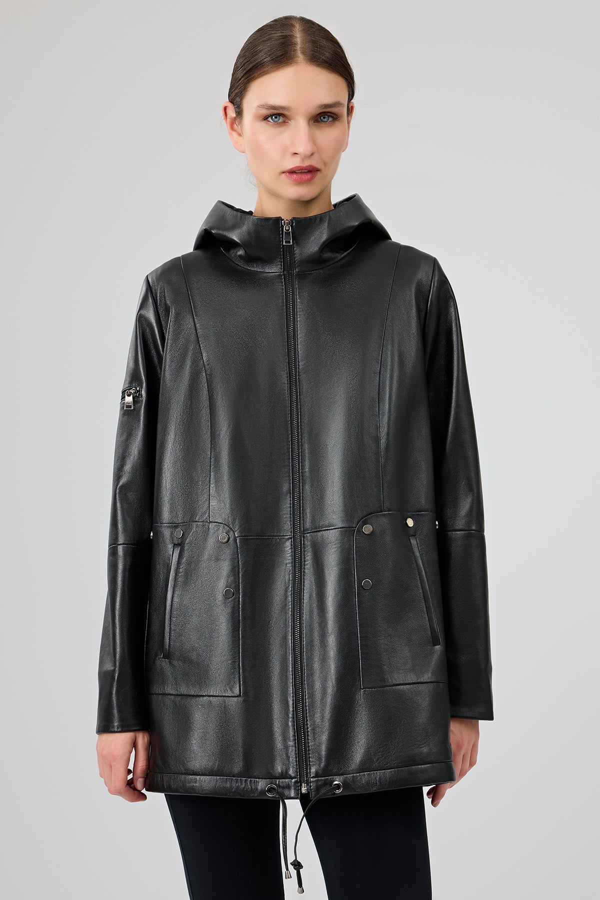 Cindy Kadın Siyah Kapüşonlu Deri Kaban