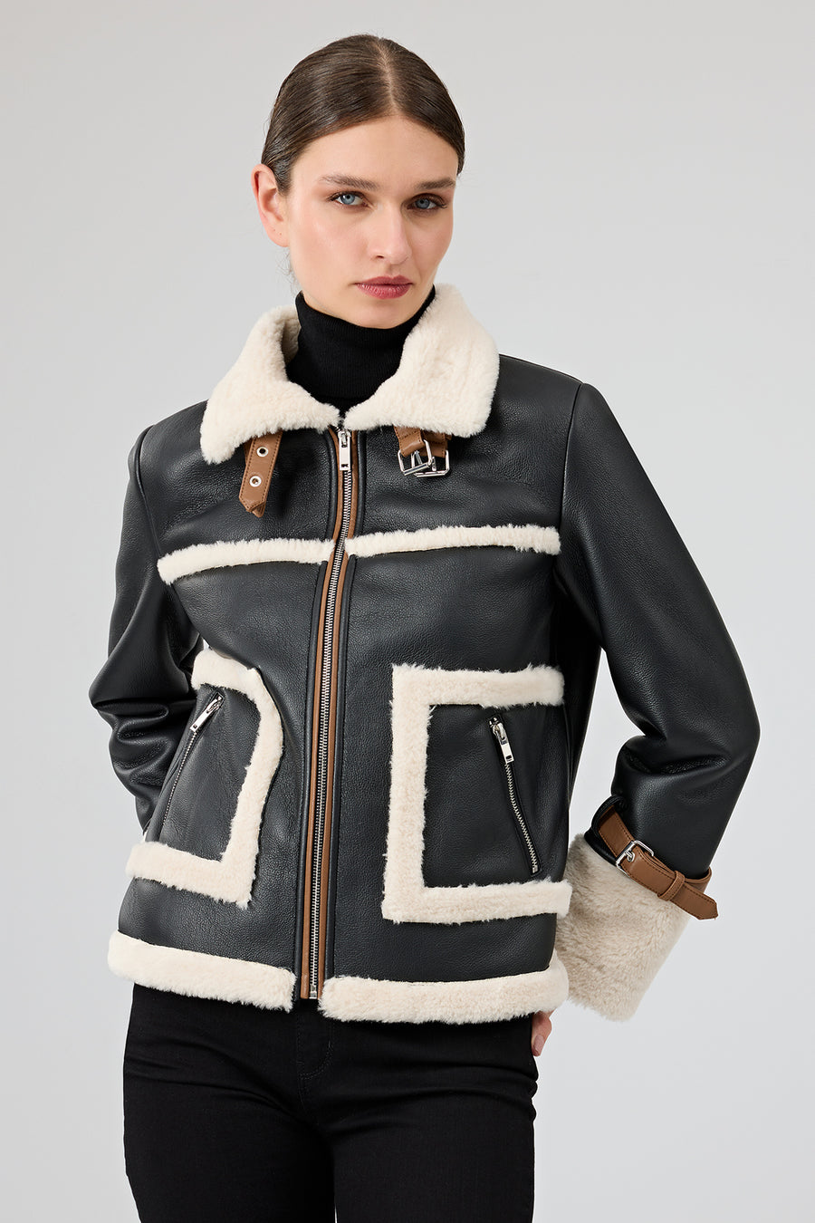 Megeve Women's Black Short Teddy Coat 25WGP5319FF | Derimod