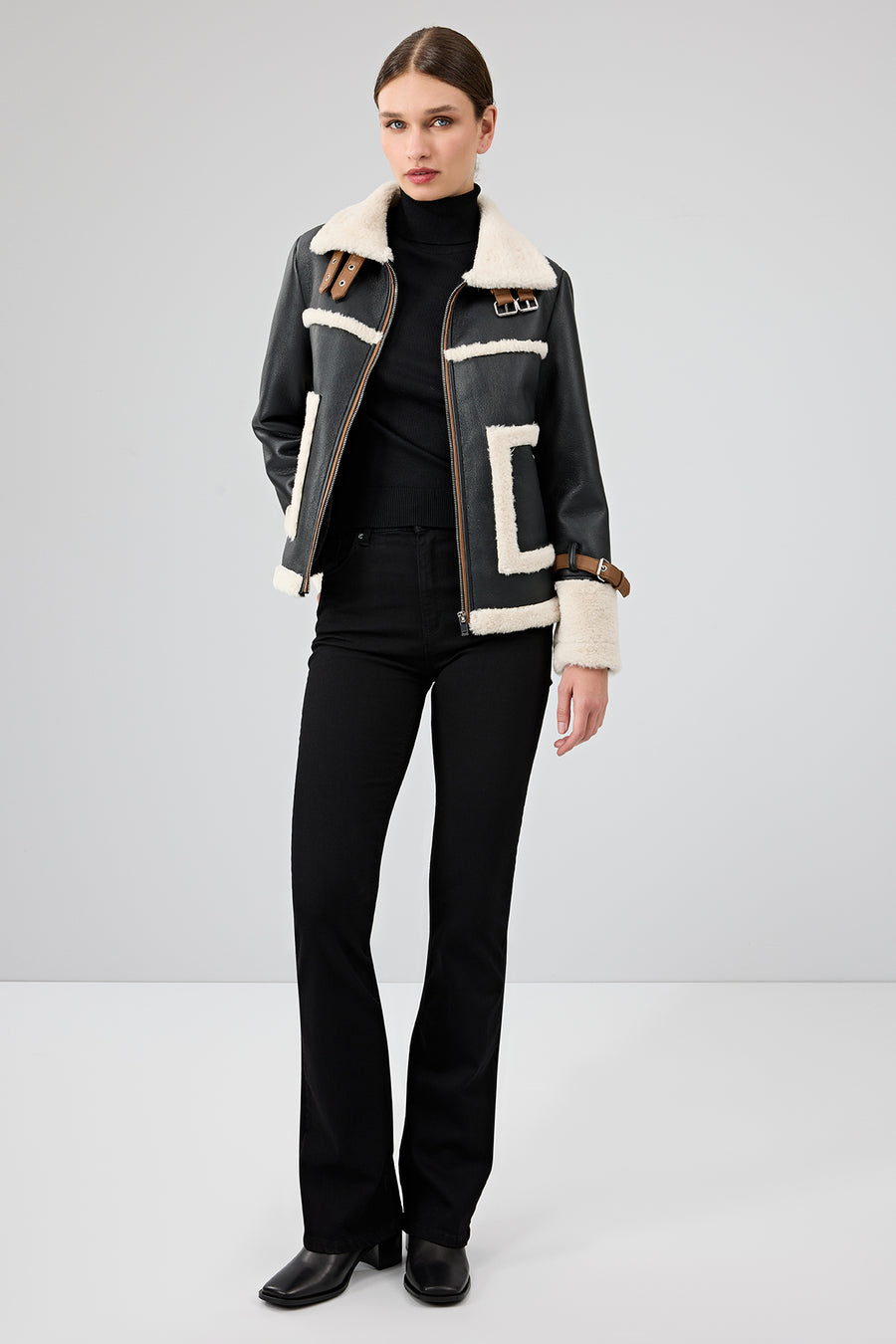 Megeve Women's Black Short Teddy Coat
