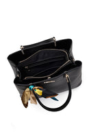 Kadın Siyah Uzun Askılı Aksesuarlı Kol Çantası | Derimod