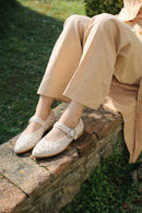 Kadın Bej Tokalı Taşlı Deri Babet | Derimod